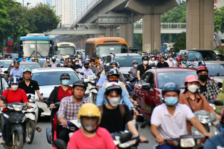 Hà Nội Cấm Xe Máy Xăng Trong Vành Đai 1 Từ Tháng 7/2026